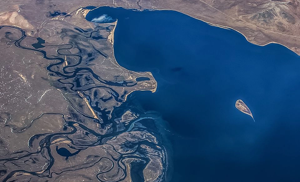 4eacad85e7a7597ffcc328571d9e6665