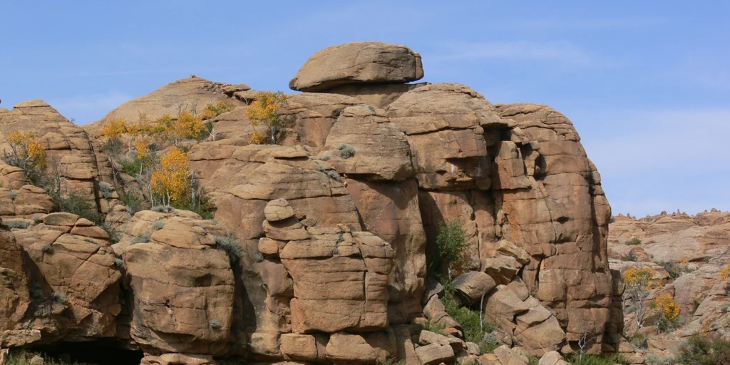 Baga-Gazriin-Chuluu-Granite-zone-Tour-Mongolia-8