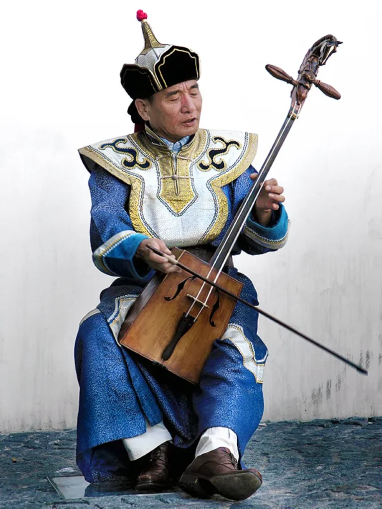 Mongolian_Musician