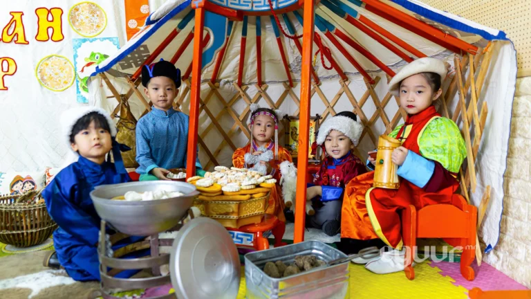 tsagaan-sar-tsetserlegiin-jaaluud-8